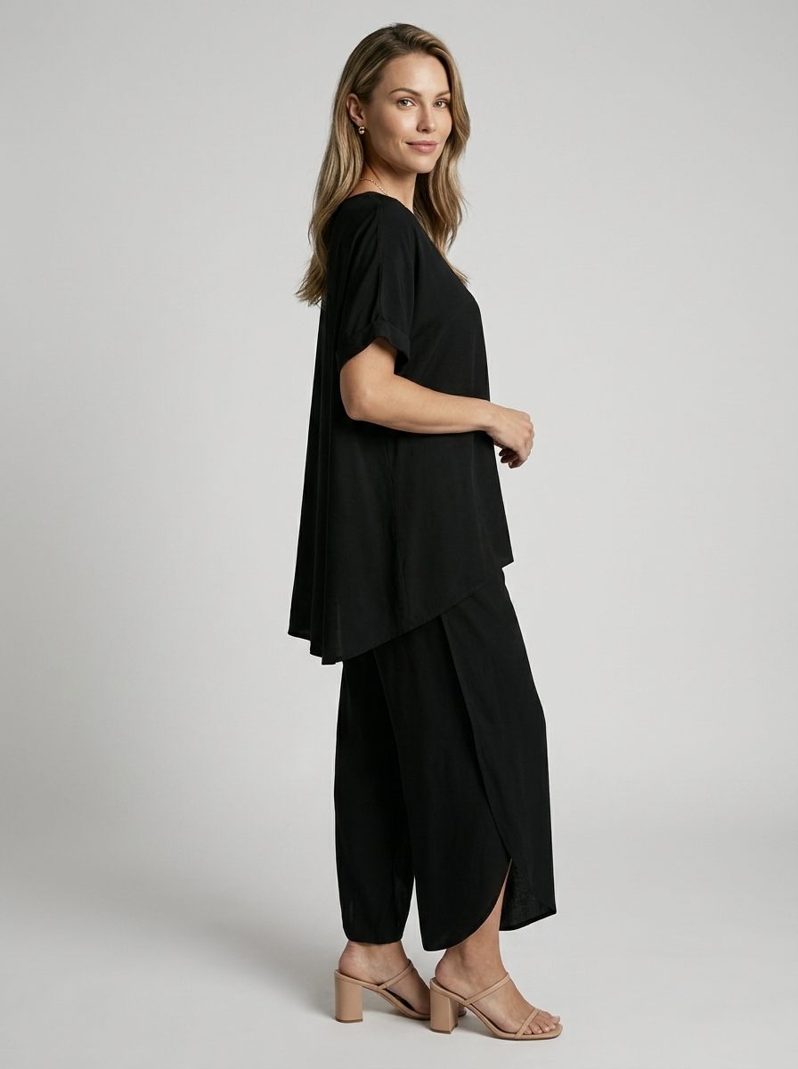 Luca | Comfortable Two-Piece Women's Set with Blouse and Pants